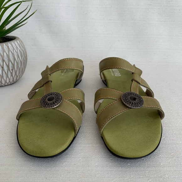 Munro Chloe Avocado Green Leather Low Wedge Comfort Slide Sandals Women’s 8.5N - Picture 4 of 12